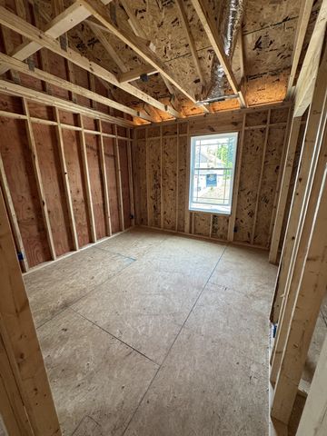 1162 Tybee Dr, Clarksville, TN 37042