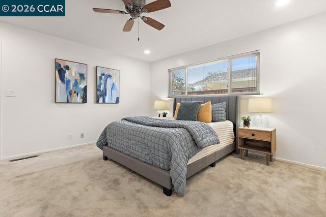 32 Lancaster Ct, Walnut Creek, CA 94595