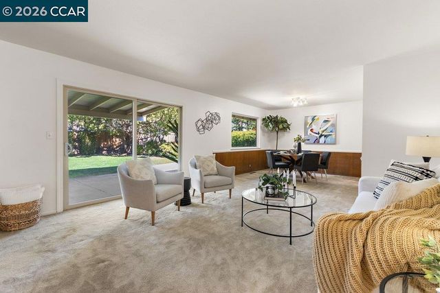 32 Lancaster Ct, Walnut Creek, CA 94595