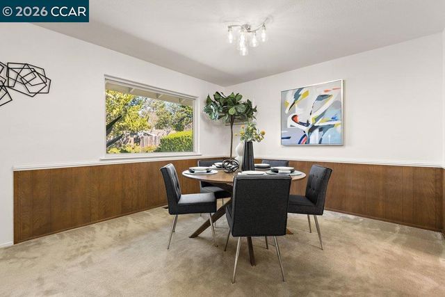 32 Lancaster Ct, Walnut Creek, CA 94595