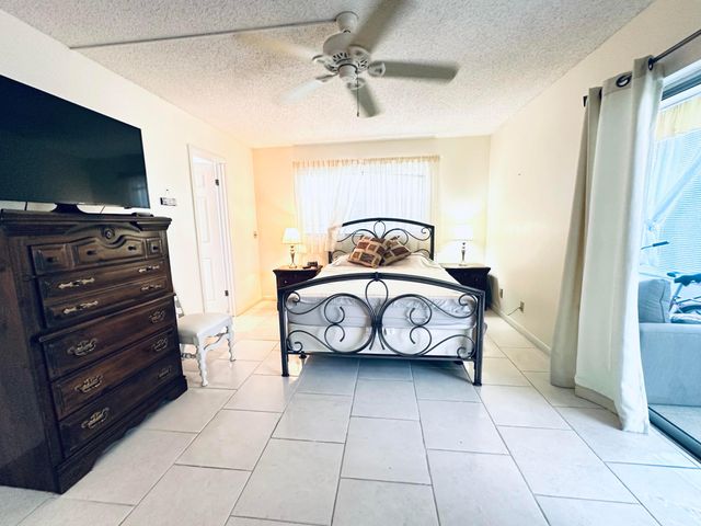 8 GRANTHAM D, Deerfield Beach, FL 33442