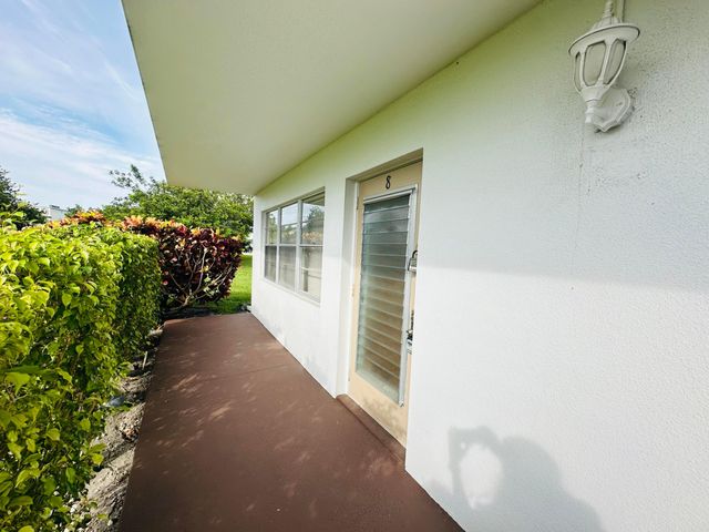 8 GRANTHAM D, Deerfield Beach, FL 33442