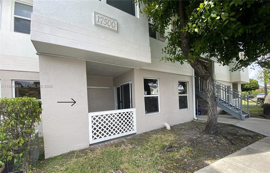 17500 NW 67th Ct E-19, Hialeah, FL 33015