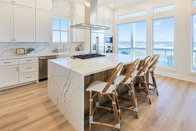 11367 Beachside Drive, Galveston, TX 77554