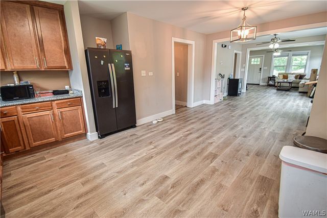 2420 39th St, Tuscaloosa, AL 35405