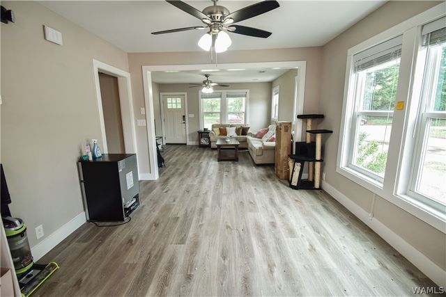 2420 39th St, Tuscaloosa, AL 35405