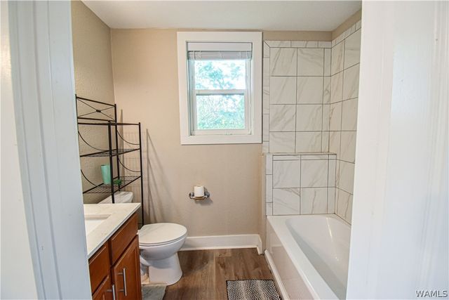 2420 39th St, Tuscaloosa, AL 35405