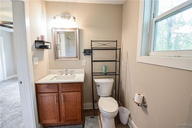 2420 39th St, Tuscaloosa, AL 35405