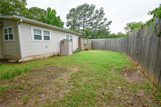 2420 39th St, Tuscaloosa, AL 35405