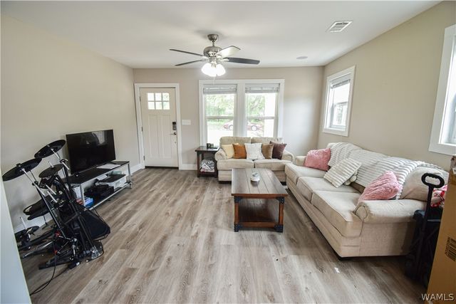 2420 39th St, Tuscaloosa, AL 35405