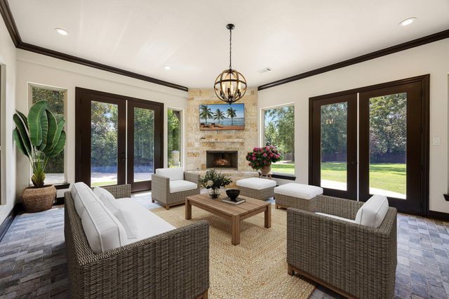 8989 Stone Oak Drive, Montgomery, TX 77316