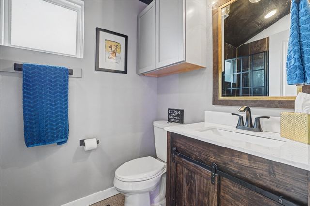 109 High Gabriel DR, Leander, TX 78641