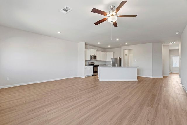 8810 New Jade Drive, Iowa Colony, TX 77583
