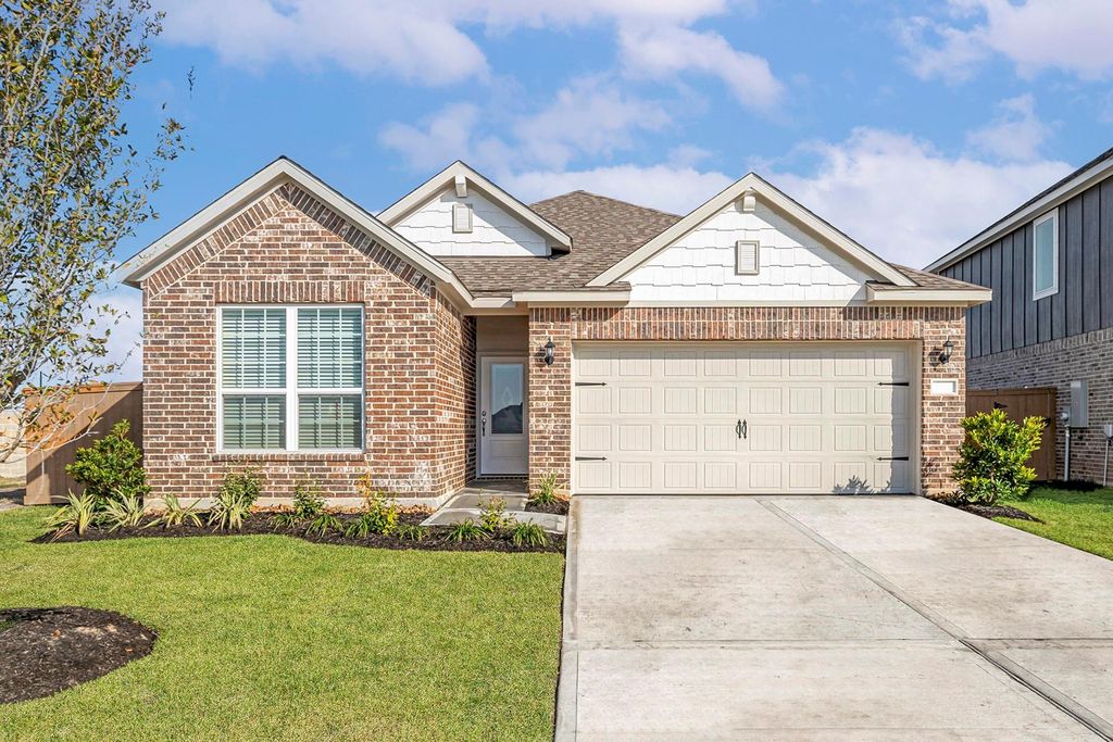 8810 New Jade Drive, Iowa Colony, TX 77583
