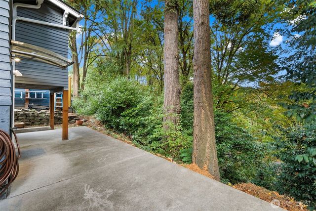 9338 39th Avenue S, Seattle, WA 98118