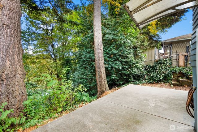 9338 39th Avenue S, Seattle, WA 98118