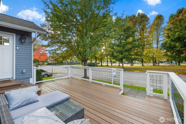 9338 39th Avenue S, Seattle, WA 98118