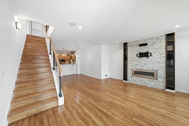 3445 1st Avenue S, Minneapolis, MN 55408