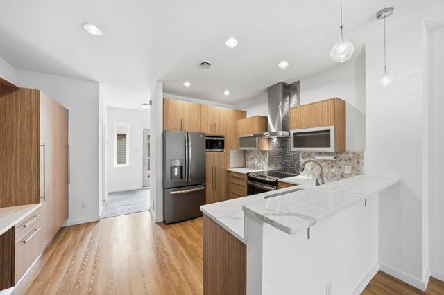 3445 1st Avenue S, Minneapolis, MN 55408
