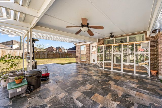 18235 Memorial Spring Court, Tomball, TX 77375