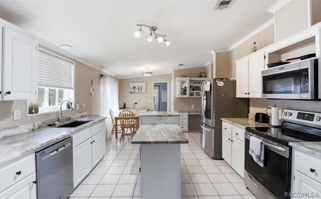 6457 N Zircon Point, Dunnellon, FL 34433