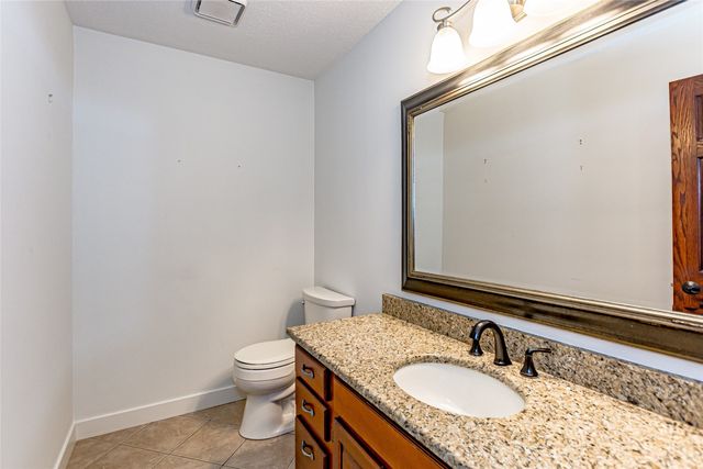 6949 Bowman Lane, Cedar Rapids, IA 52402