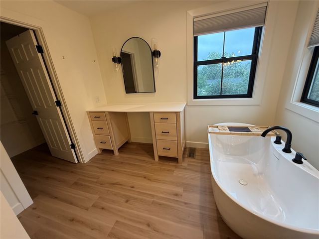 6949 Bowman Lane, Cedar Rapids, IA 52402