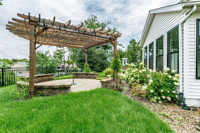 6949 Bowman Lane, Cedar Rapids, IA 52402