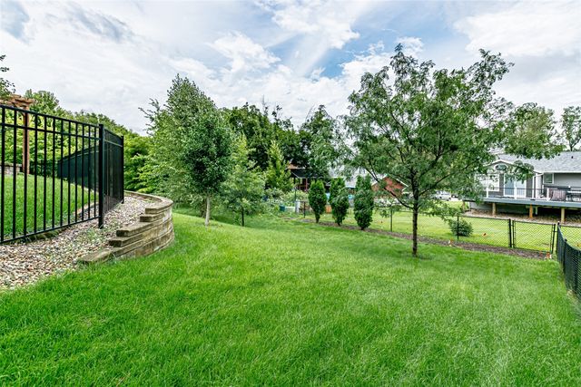6949 Bowman Lane, Cedar Rapids, IA 52402