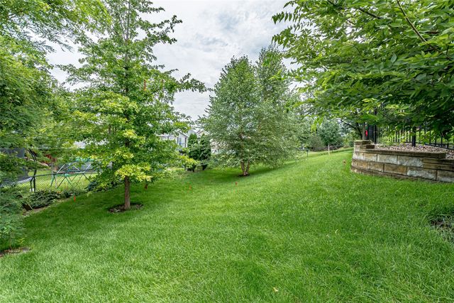 6949 Bowman Lane, Cedar Rapids, IA 52402
