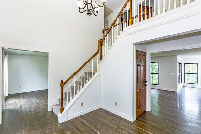 6949 Bowman Lane, Cedar Rapids, IA 52402