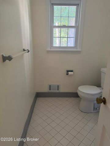 590 Lakeshore Pkwy, Brandenburg, KY 40108