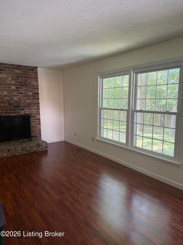 590 Lakeshore Pkwy, Brandenburg, KY 40108