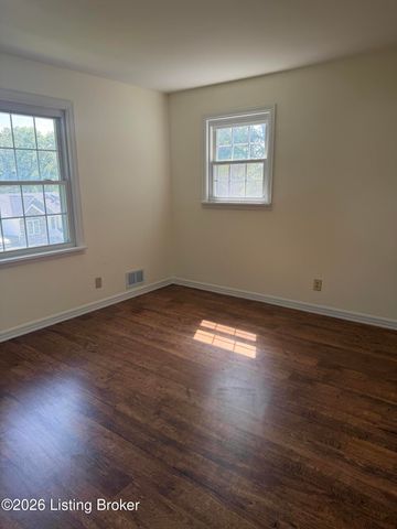 590 Lakeshore Pkwy, Brandenburg, KY 40108