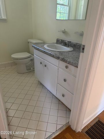 590 Lakeshore Pkwy, Brandenburg, KY 40108
