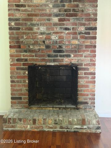 590 Lakeshore Pkwy, Brandenburg, KY 40108