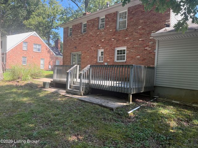 590 Lakeshore Pkwy, Brandenburg, KY 40108