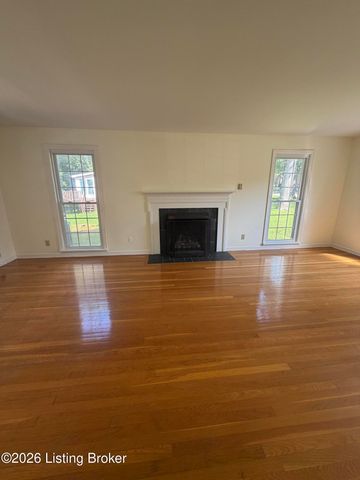 590 Lakeshore Pkwy, Brandenburg, KY 40108