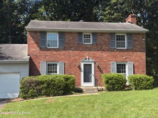 590 Lakeshore Pkwy, Brandenburg, KY 40108