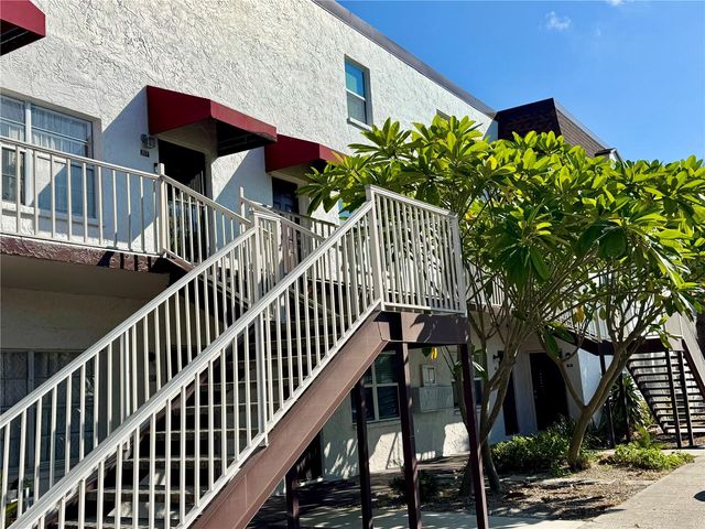 9205 TUDOR DRIVE C208, Tampa, FL 33615