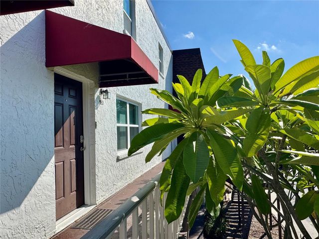 9205 TUDOR DRIVE C208, Tampa, FL 33615