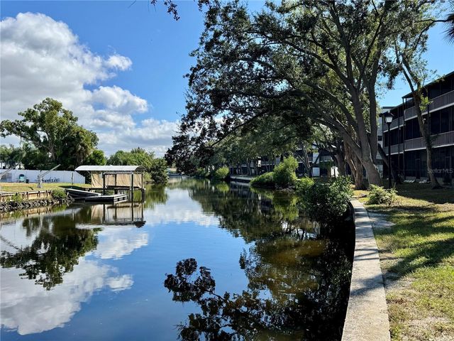 9205 TUDOR DRIVE C208, Tampa, FL 33615