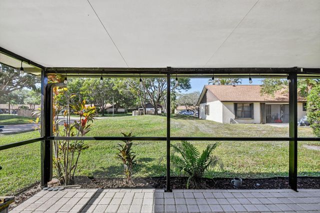 117 Via De Casas Norte, Boynton Beach, FL 33426