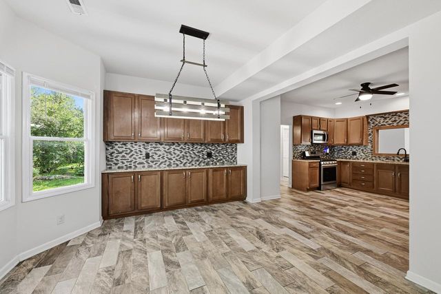 7965 Mchenry STREET, Burlington, WI 53105