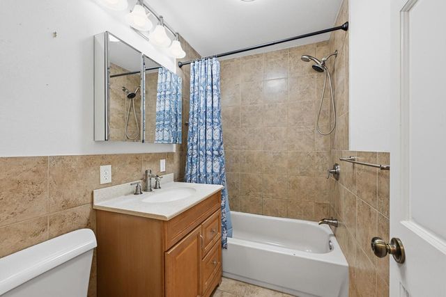 7965 Mchenry STREET, Burlington, WI 53105