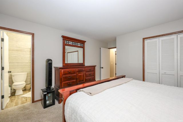 5321 Seaforth Lane, Fort Wayne, IN 46835
