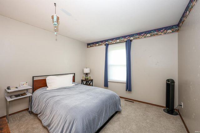 5321 Seaforth Lane, Fort Wayne, IN 46835
