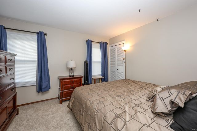 5321 Seaforth Lane, Fort Wayne, IN 46835
