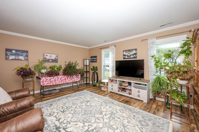 5321 Seaforth Lane, Fort Wayne, IN 46835