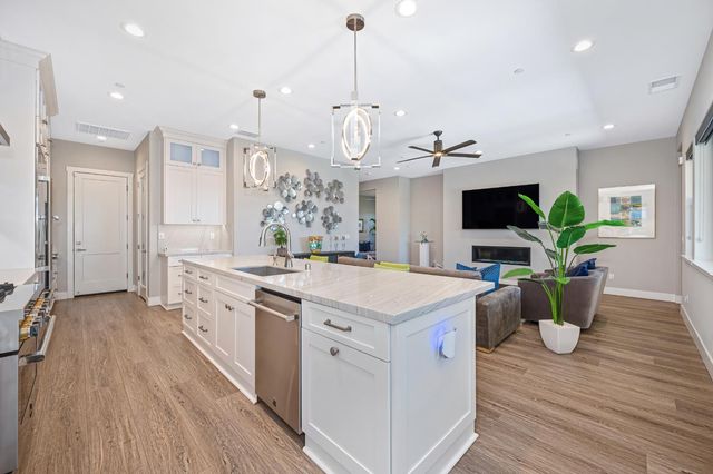 4293 Brookview Dr, Folsom, CA 95630
